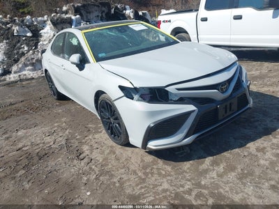 TOYOTA CAMRY 2024