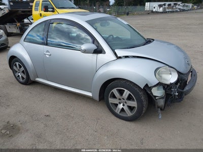 VOLKSWAGEN NEW BEETLE 2006