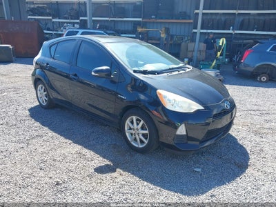 TOYOTA PRIUS C 2012