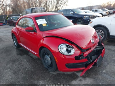 VOLKSWAGEN BEETLE 2012