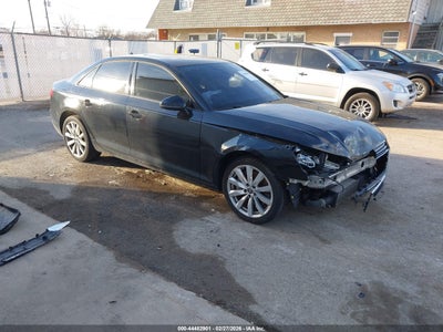 AUDI A4 2017