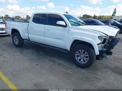 TOYOTA TACOMA 2017