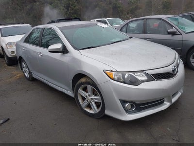 TOYOTA CAMRY 2012