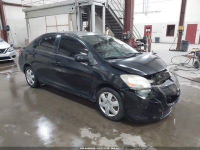 TOYOTA YARIS 2012