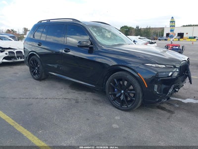 BMW X7 2025