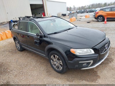 VOLVO XC70 2015