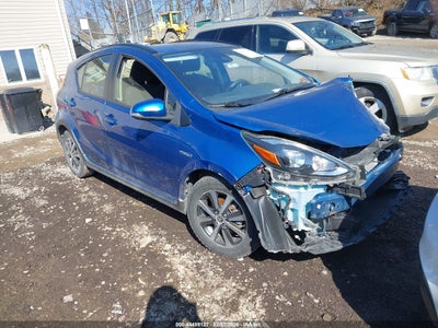 TOYOTA PRIUS C 2019