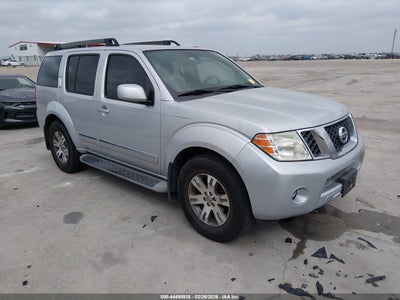 NISSAN PATHFINDER 2012