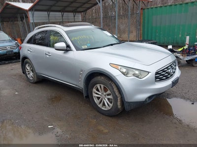 INFINITI FX35 2010
