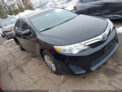 TOYOTA CAMRY 2014