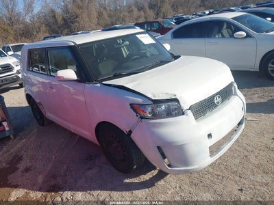 SCION XB 2010