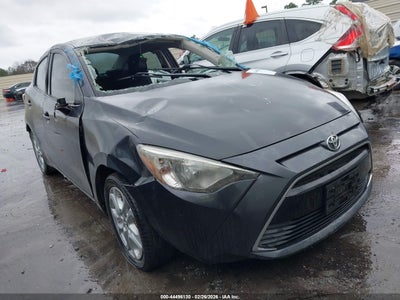 TOYOTA YARIS IA 2017