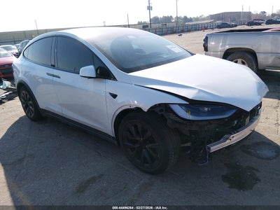 TESLA MODEL X 2024