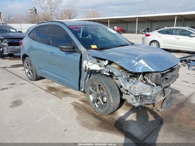 FORD ESCAPE 2023
