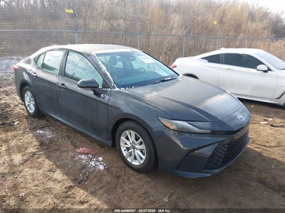 TOYOTA CAMRY 2025