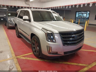 CADILLAC ESCALADE 2015