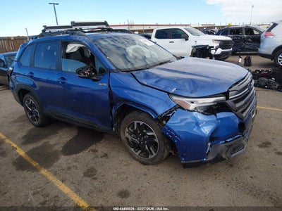 SUBARU FORESTER 2025