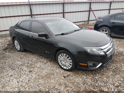 FORD FUSION HYBRID 2011