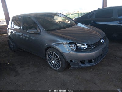 VOLKSWAGEN GOLF 2014