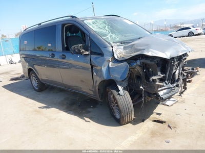 MERCEDES-BENZ METRIS 2022