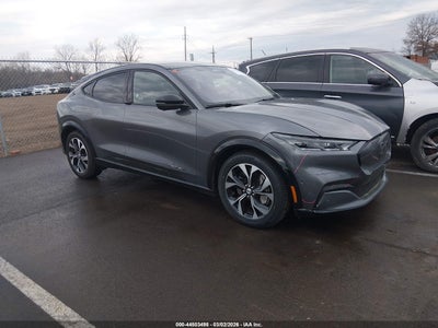 FORD MUSTANG MACH-E 2023