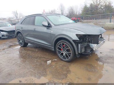 AUDI Q8 2021