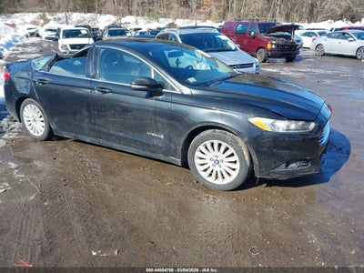 FORD FUSION HYBRID 2015