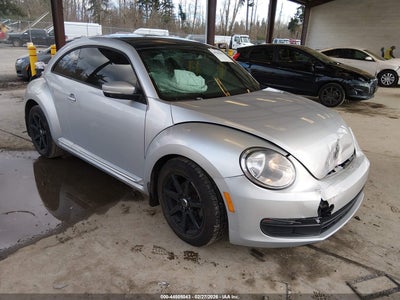 VOLKSWAGEN BEETLE 2015