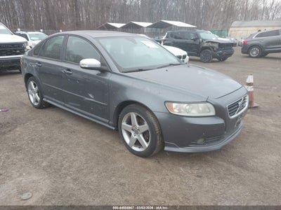 VOLVO S40 2010