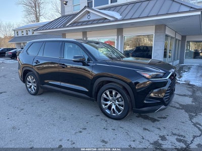 TOYOTA GRAND HIGHLANDER 2024