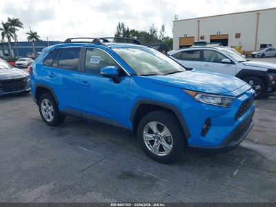 TOYOTA RAV4 2021