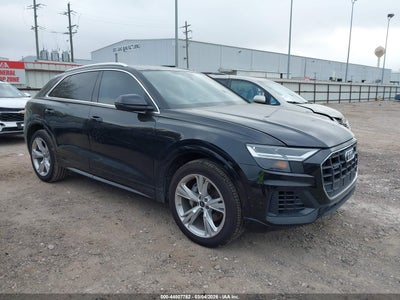 AUDI Q8 2022