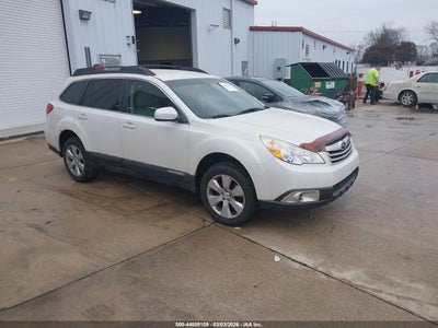 SUBARU OUTBACK 2011