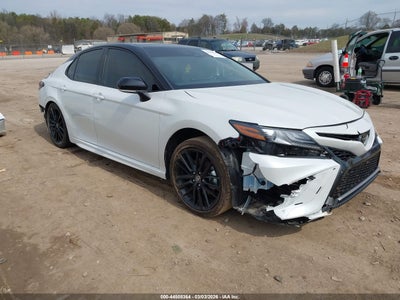 TOYOTA CAMRY 2024