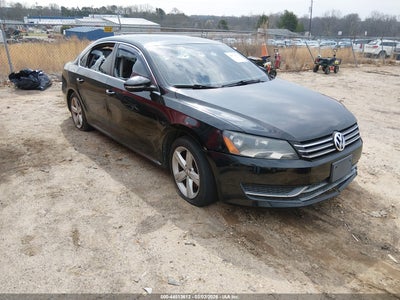 VOLKSWAGEN PASSAT 2012