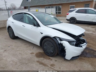 TESLA MODEL Y 2026