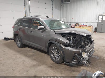 TOYOTA HIGHLANDER HYBRID 2017