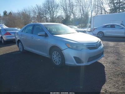 TOYOTA CAMRY 2012