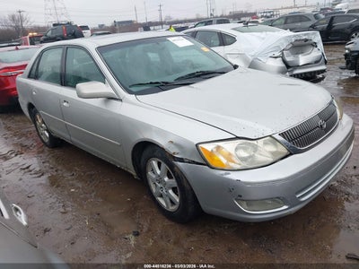 TOYOTA AVALON 2001