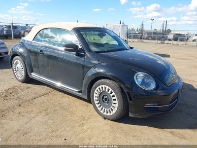 VOLKSWAGEN BEETLE 2014