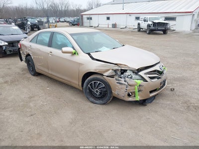 TOYOTA CAMRY 2010