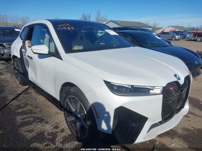 BMW IX 2024