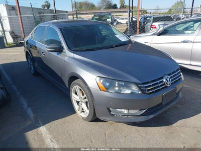 VOLKSWAGEN PASSAT 2013