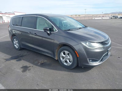 CHRYSLER PACIFICA HYBRID 2017