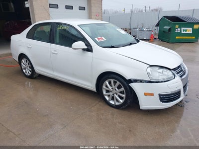 VOLKSWAGEN JETTA 2010