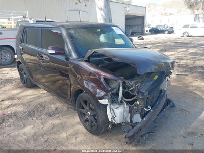 SCION XB 2012