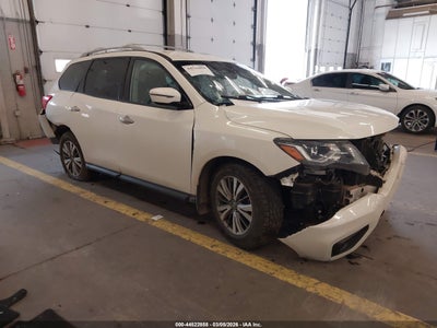 NISSAN PATHFINDER 2018