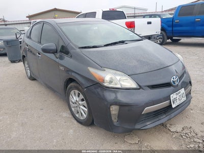 TOYOTA PRIUS PLUG-IN 2013