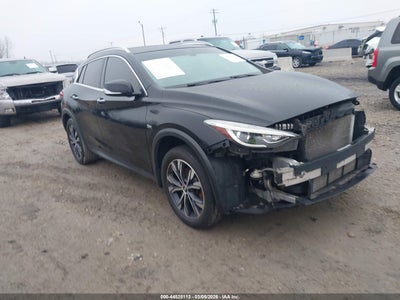 INFINITI QX30 2017