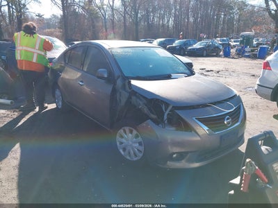 NISSAN VERSA 2014